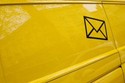 La Poste adapte son organisation et réduit la distribution des courriers et colis