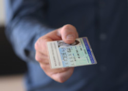 Pass sanitaire : qui peut demander votre pièce d’identité ?