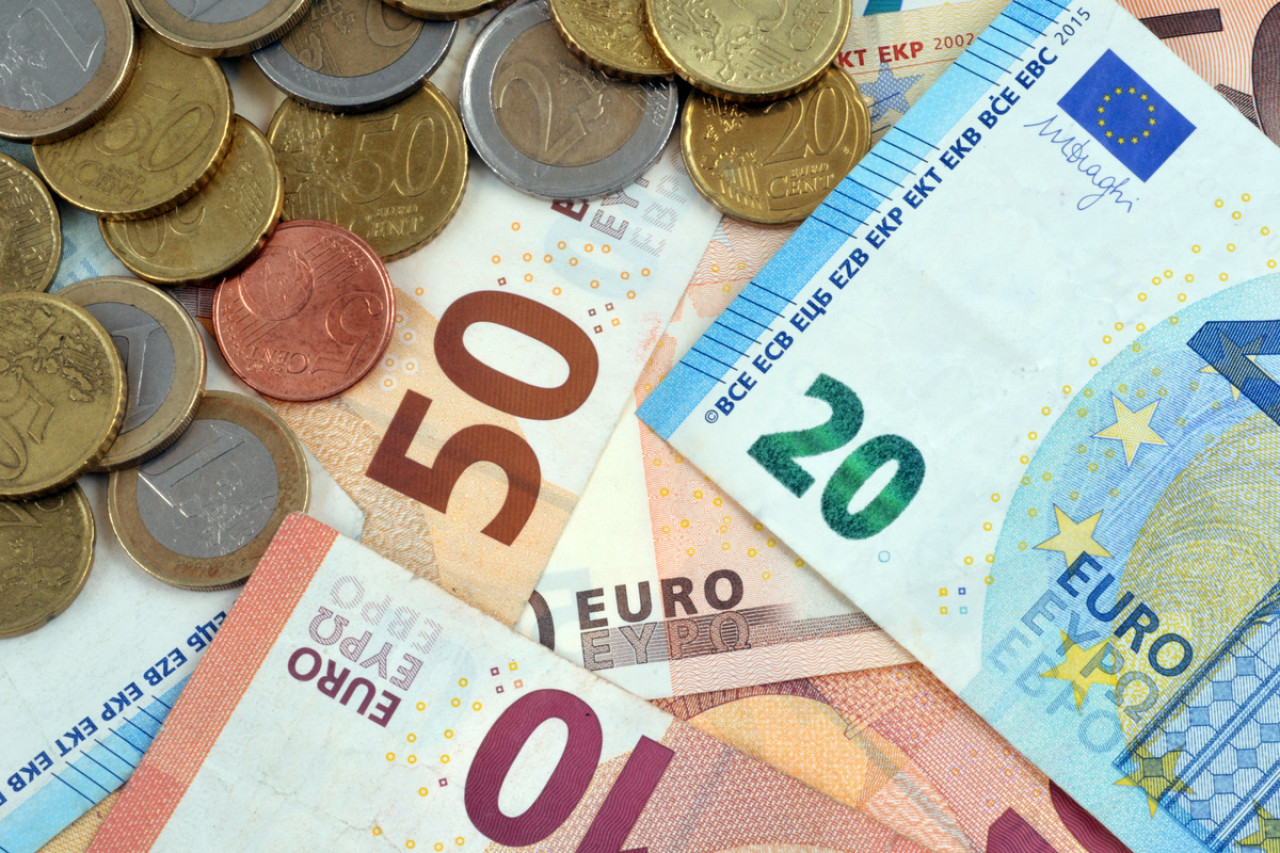 Pièces de 2 euros, billets de banque ce qui va changer