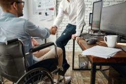 Hello handicap : un salon numérique tourné vers l’emploi