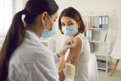 Vaccination Covid-19 : qui est concerné par la campagne de rappel ?