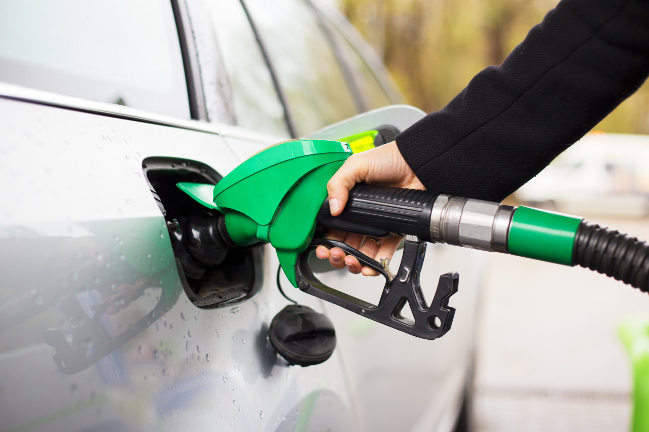 Carburants : les prix du gazole et de l'essence plafonnés dans les stations Total