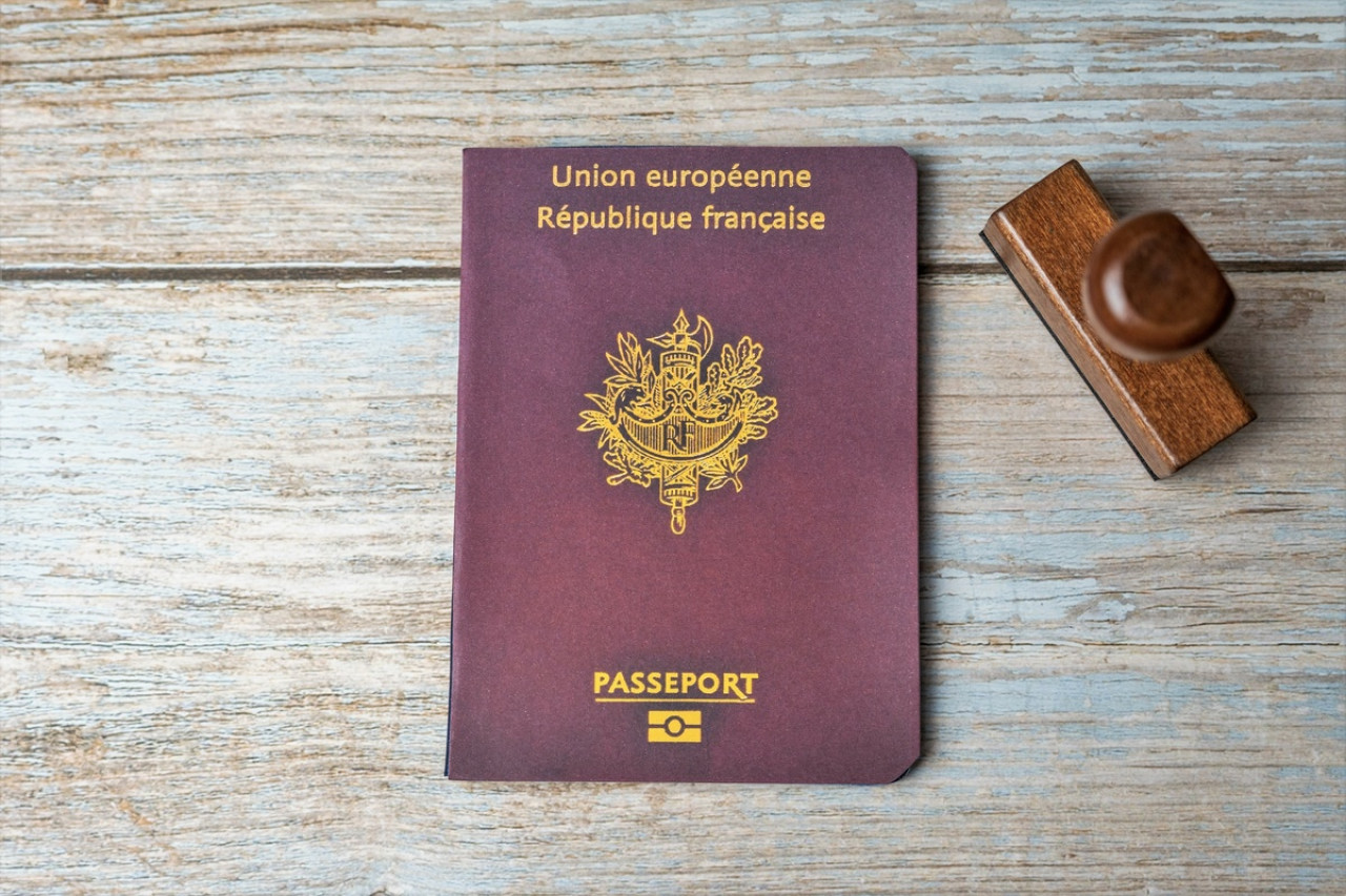 Pourquoi obtenir son passeport avant cet été est compliqué ?