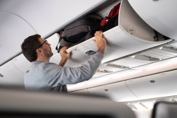 Avion : le bagage cabine bientôt obligatoirement gratuit ?