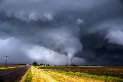 Catastrophes naturelles : pourquoi les tornades resteront exclues du régime d'indemnisation ?
