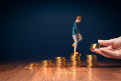Pourquoi le Smic ne devrait pas augmenter avant octobre 2024 ?