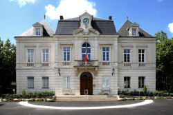 Faux, Grigny, Le Vigan… 8 communes vont changer de nom le 1er janvier 2025