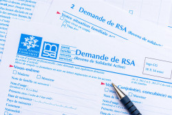 RSA, prime d’activité… Ce qui change au 1er mars 2025 