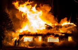 Maison détruite par un incendie : comment se faire rembourser ?