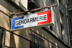 Logement squatté : devez-vous porter plainte à la gendarmerie ?