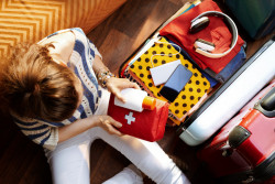 Médicament en avion : ce qui est autorisé pour les bagages en cabine et en soute