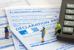 Déclaration d'impôt 2024 au format papier : comment obtenir le formulaire 2042 ?