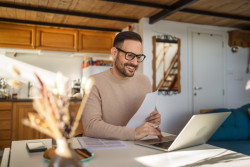 Télétravail pour les salariés du privé&nbsp;: 7&nbsp;questions pour tout savoir